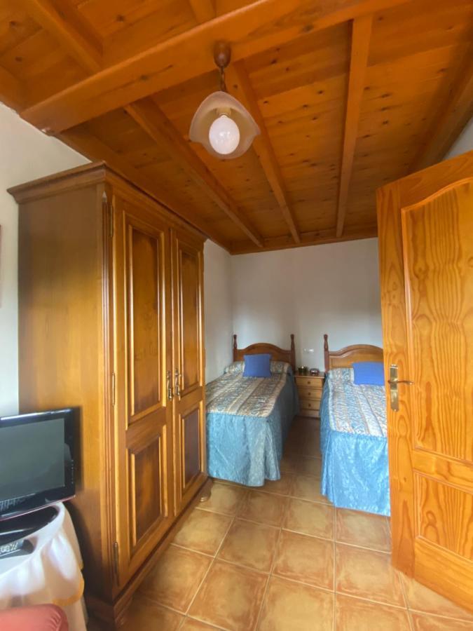 Casa Luisa Biedes, Pilona Villa Infiesto Bagian luar foto