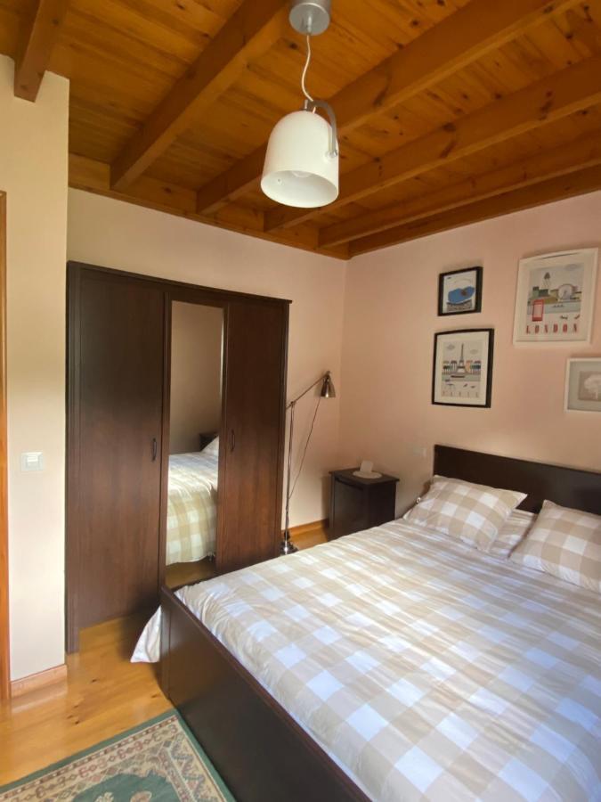 Casa Luisa Biedes, Pilona Villa Infiesto Bagian luar foto