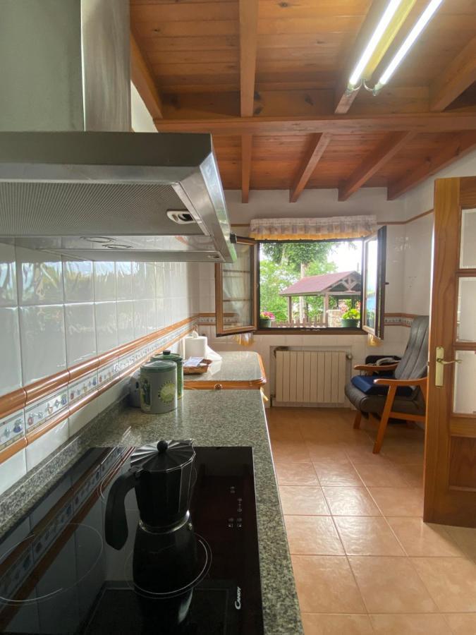 Casa Luisa Biedes, Pilona Villa Infiesto Bagian luar foto