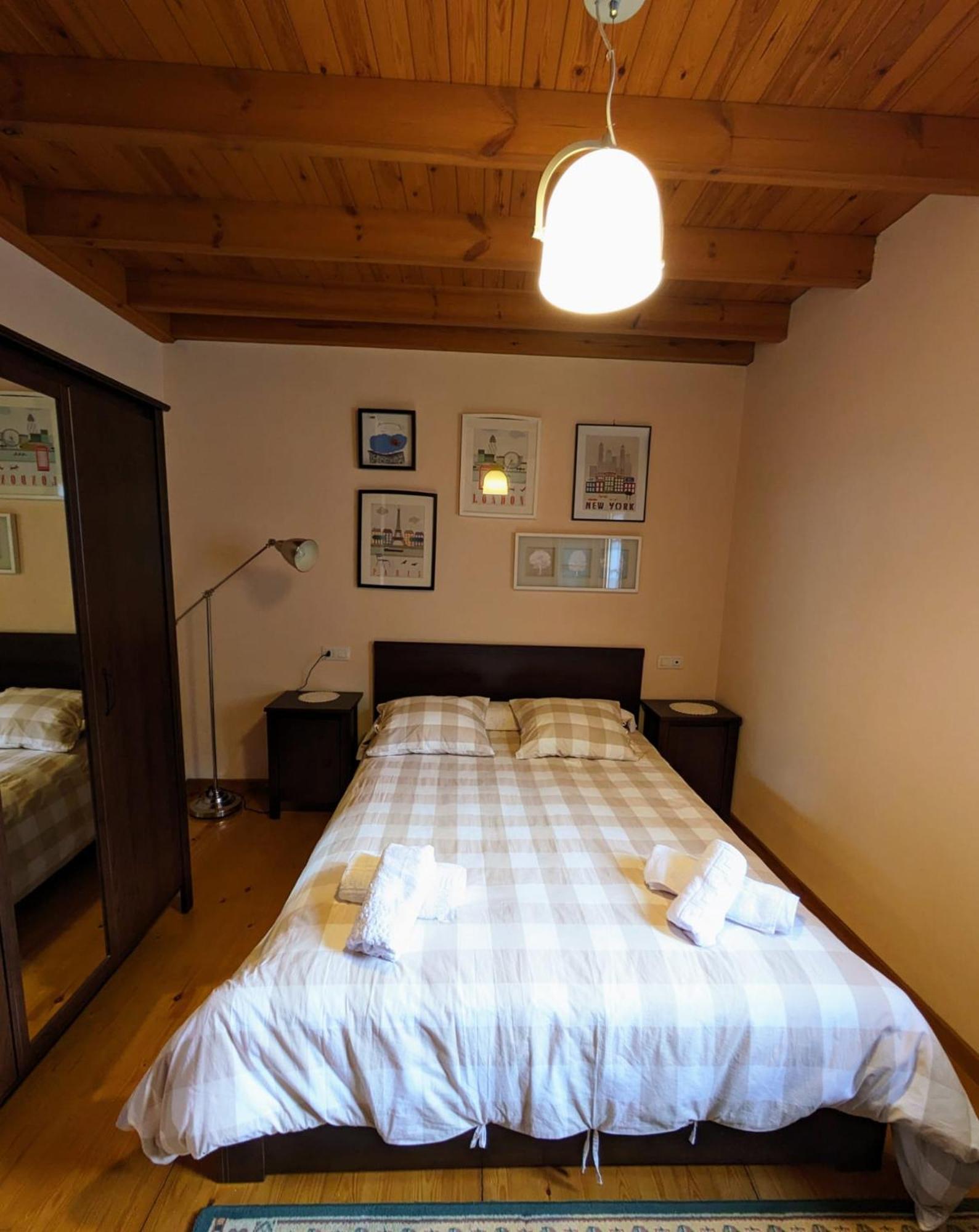 Casa Luisa Biedes, Pilona Villa Infiesto Bagian luar foto