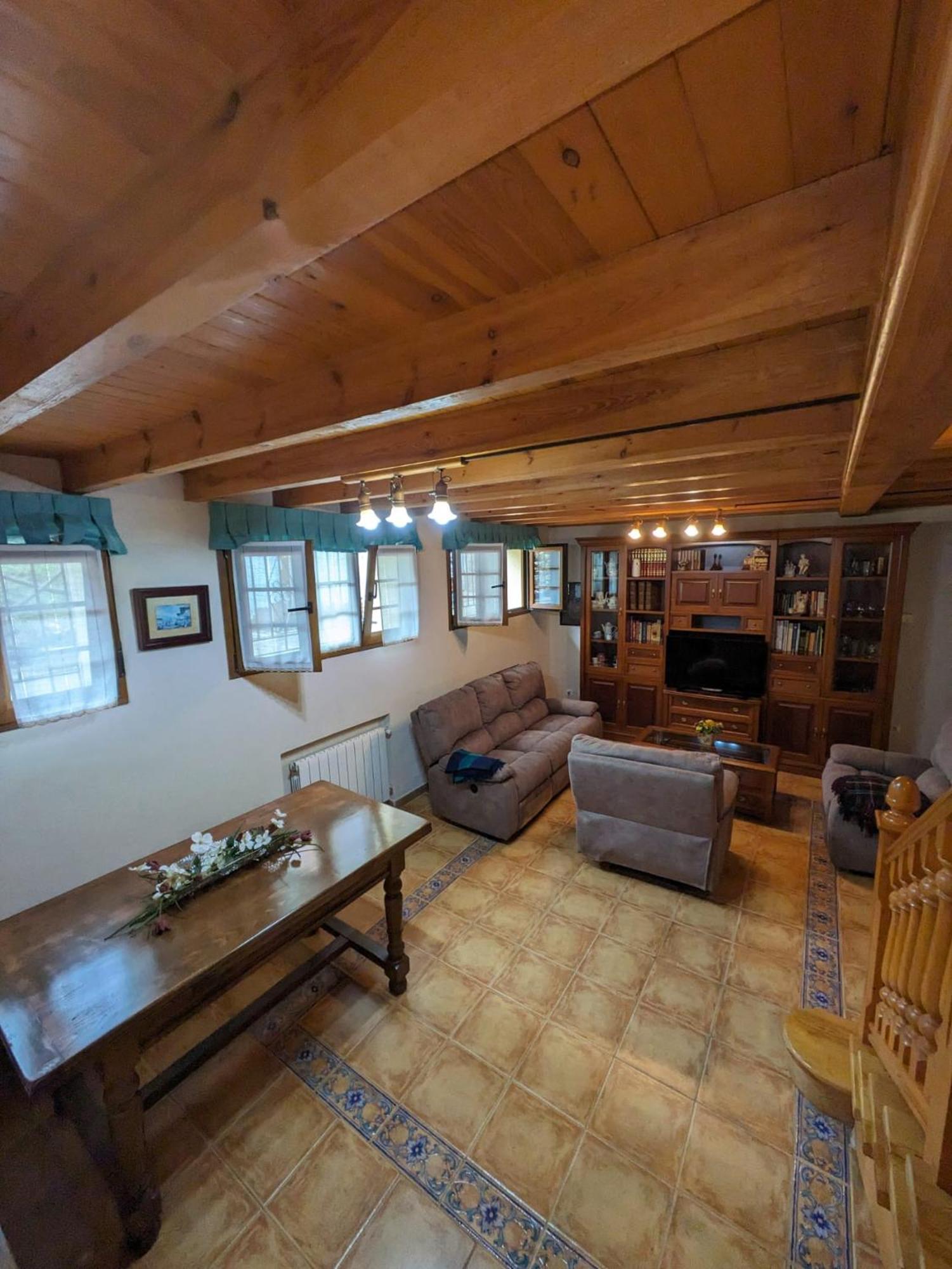 Casa Luisa Biedes, Pilona Villa Infiesto Bagian luar foto